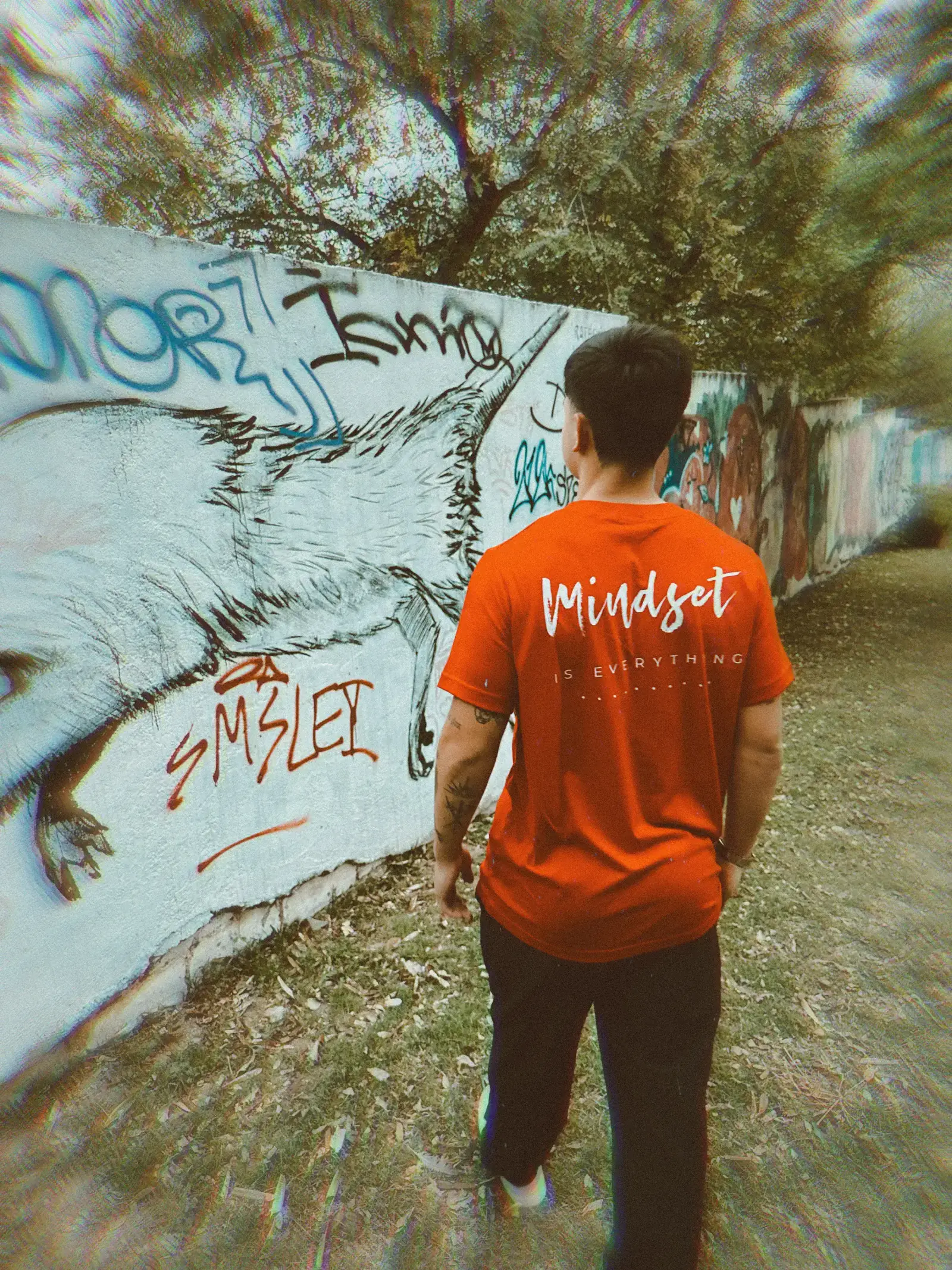 REMERA HOMBRE MINDSET ROJA/NEGRA 