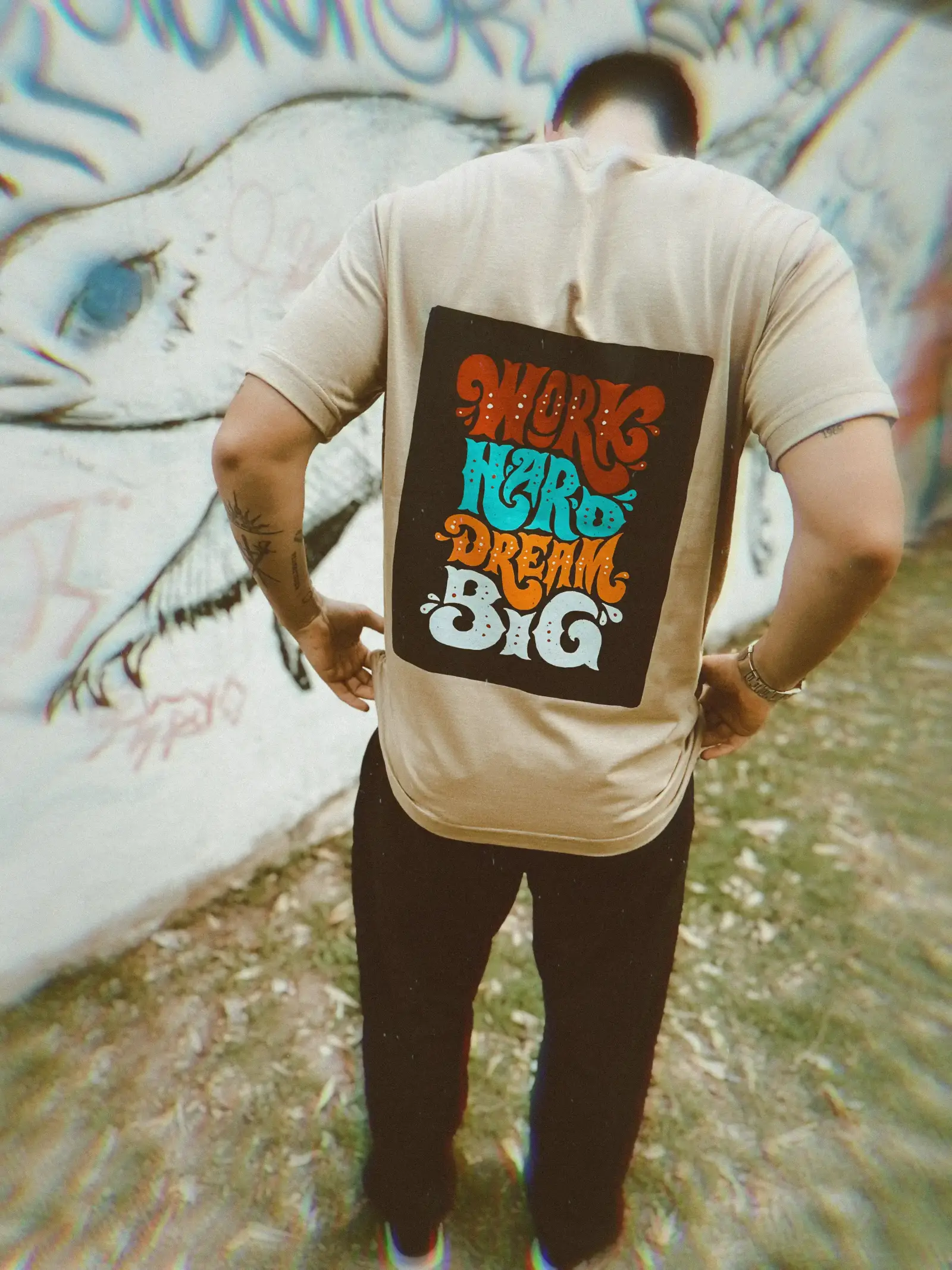 REMERA HOMBRE BEIGE TRUE STAY HARD 